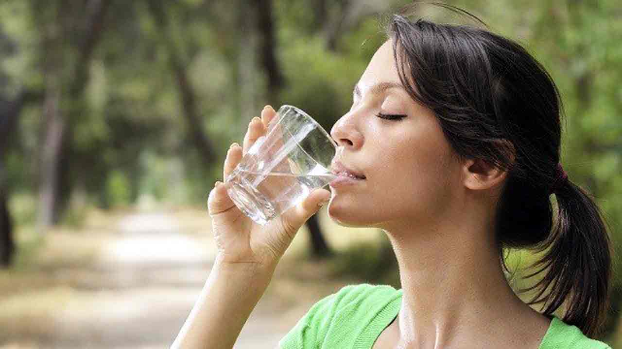 Drinking Water | నీళ్లు త‌క్కువ‌గా తాగితే గుండె జ‌బ్బులు వ‌స్తాయా?