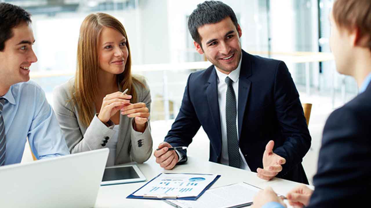 AN EFFECTIVE COMMUNICATION IN SALES