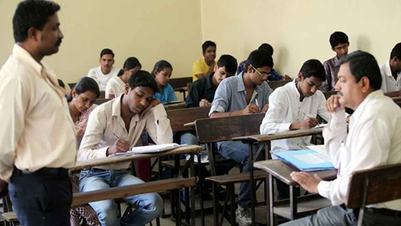 LANGUAGE & LITERATURE