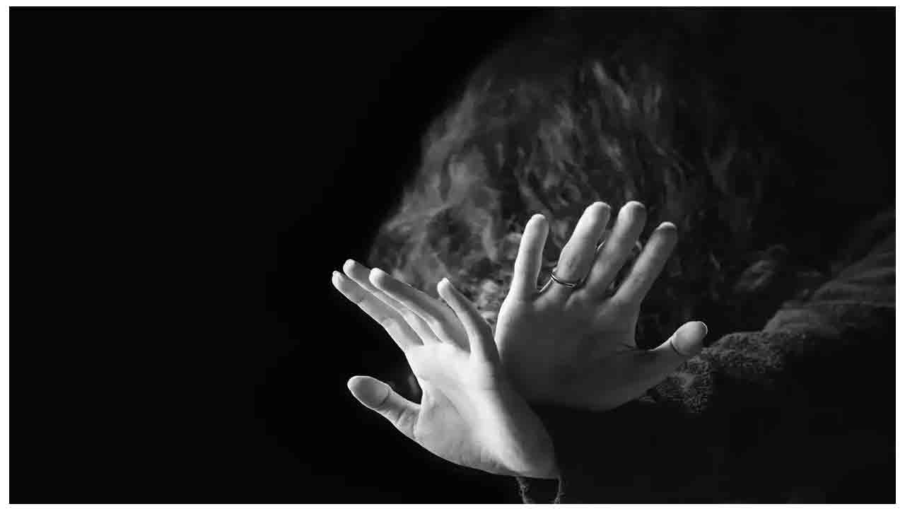 కీచ‌క ప్రిన్సిప‌ల్ : బాలిక చేయిప‌ట్టుకుని లైంగిక వేధింపులు!