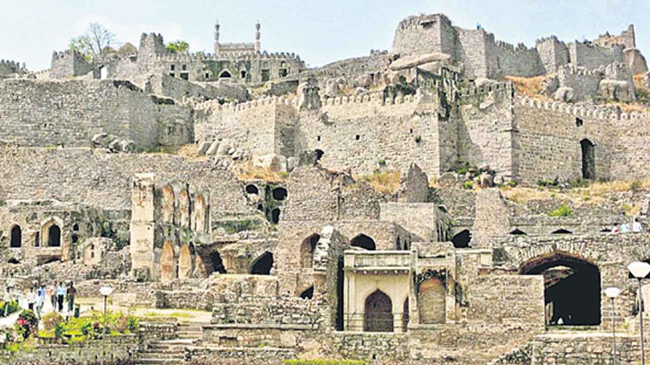 సుల్తాన్ కులీ గోల్కొండ రాజ్యస్థాపన ఎలా?