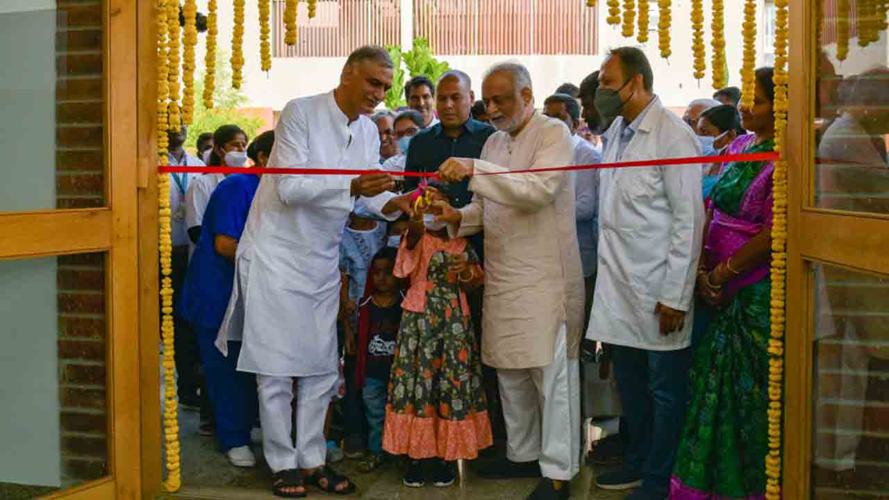 కన్హా మెడికల్‌ సెంటర్‌ను ప్రారంభించిన మంత్రి హరీశ్‌రావు