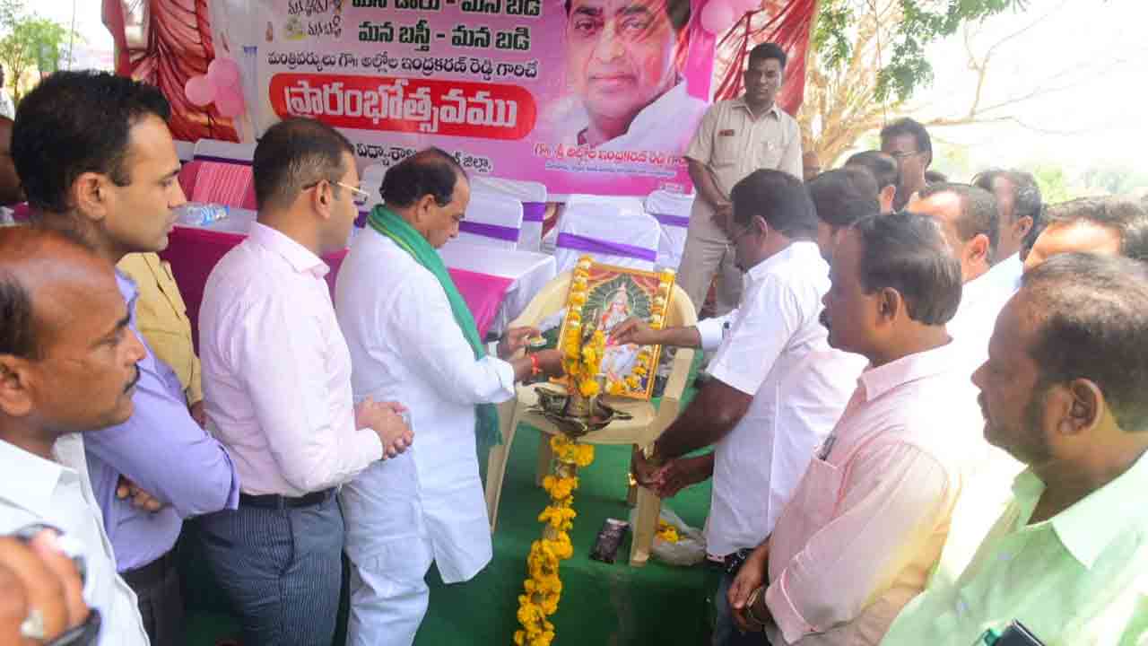 మన ఊరు-మన బడిలో వారు కూడా భాగస్వాములు కావాలి : మంత్రి ఐకే రెడ్డి