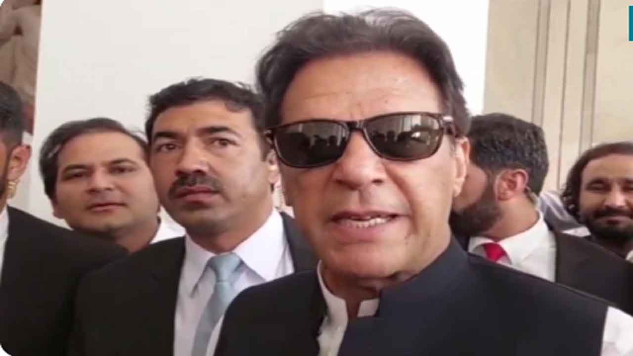 మేం రాజీనామా చేస్తున్నాం: ఇమ్రాన్ ఖాన్‌