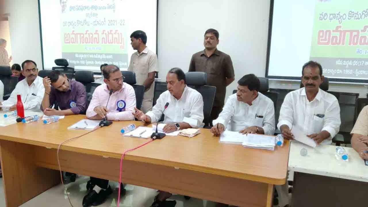 ధాన్యం కొనుగోళ్లు పకడ్బందీగా చేపట్టాలి : మంత్రి ఇంద్రకరణ్ రెడ్డి