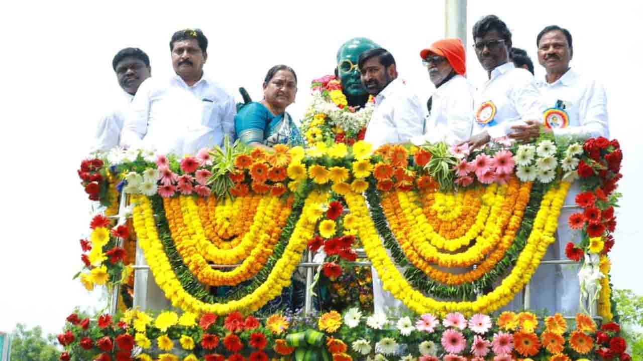 ఆ మహనీయుడి కృషి వల్లే దేశం ఐక్యంగా ముందుకెళ్తున్నది : మంత్రి జగదీశ్‌రెడ్డి