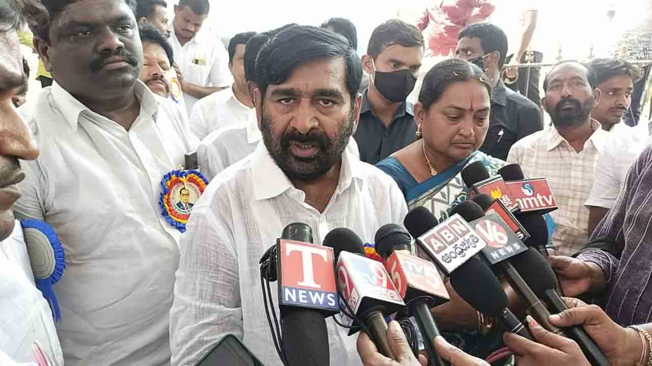 ధాన్యం కొనుగోళ్లు చారిత్రాత్మకం.. సాహసోపేతం : మంత్రి జగదీశ్‌రెడ్డి