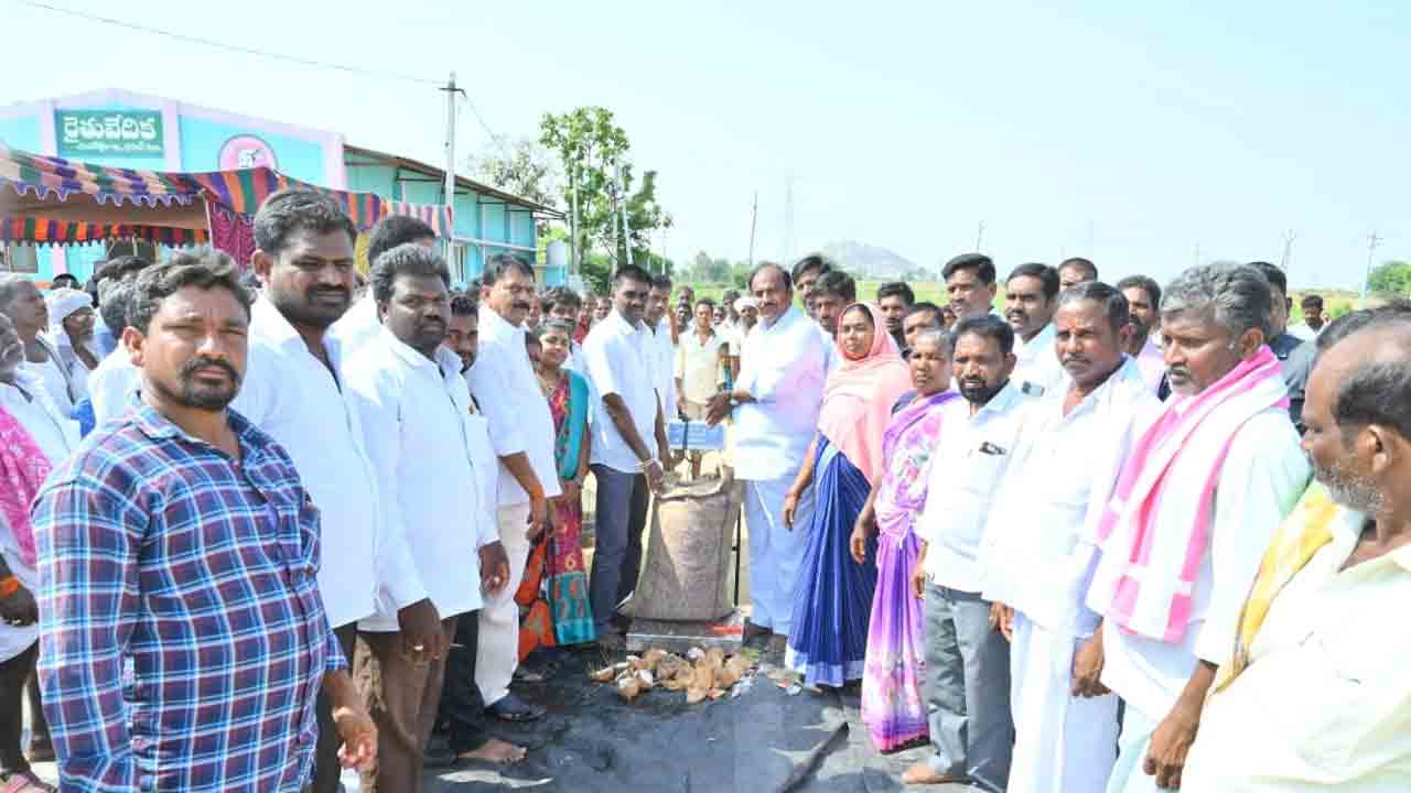 చివరి గింజ వరకు ప్రభుత్వమే కొనుగోలు చేస్తుంది : ఎమ్మెల్యే కృష్ణమోహన్ రెడ్డి