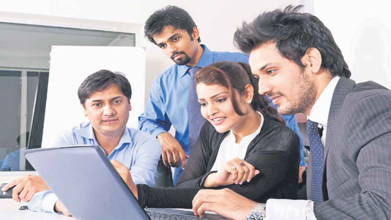 ఉద్యోగంలో చేరుతున్నారా..? ఈ చిట్కాలు మీ కోసమే..!