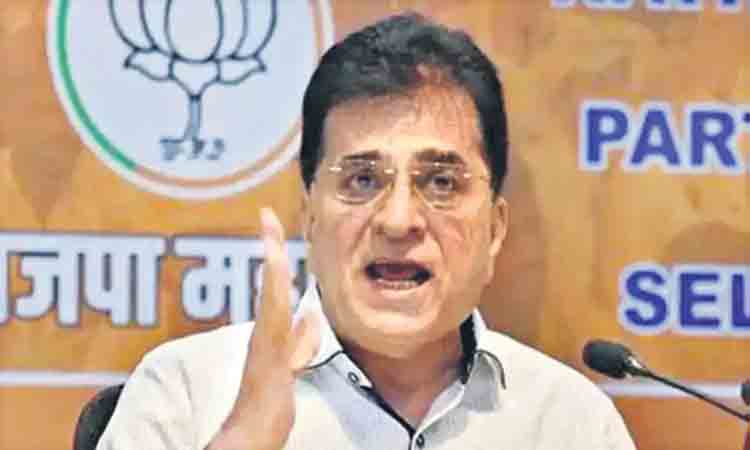 బీజేపీ నేత కిరీట్‌ సోమయ్య పరార్‌!