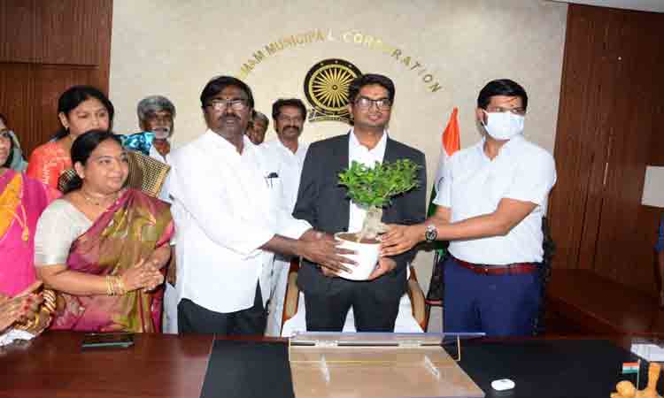 హైదరాబాద్‌కు దీటుగా నగరాభివృద్ధి