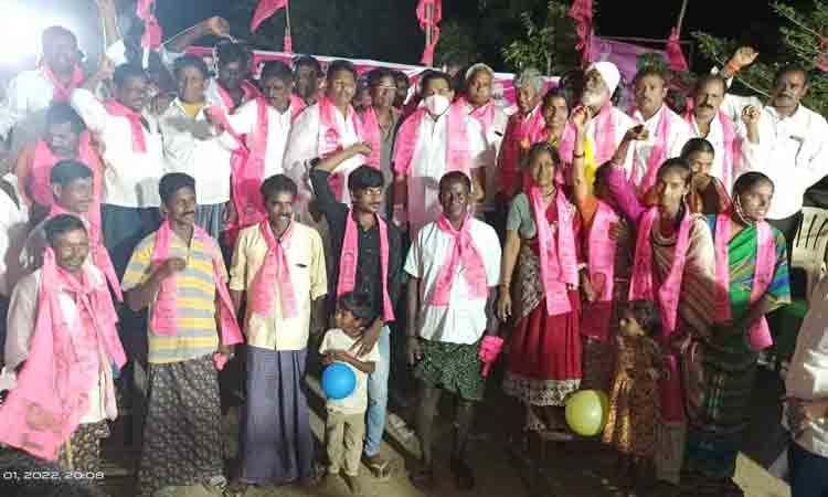 దేశానికి ఆదర్శంగా తెలంగాణ