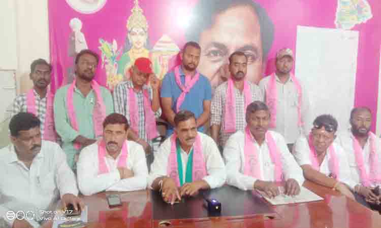 మాల్యాద్రిరెడ్డి నోరు అదుపులో పెట్టుకో..