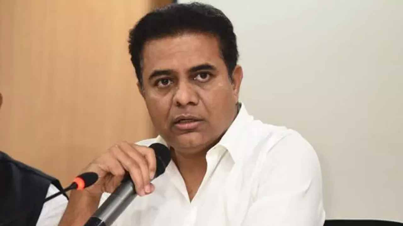 సాఫ్ట్‌వేర్ టెక్నాల‌జీ పార్కుల కేటాయింపులోనూ తెలంగాణ‌పై కేంద్రం వివ‌క్ష‌: మంత్రి కేటీఆర్‌