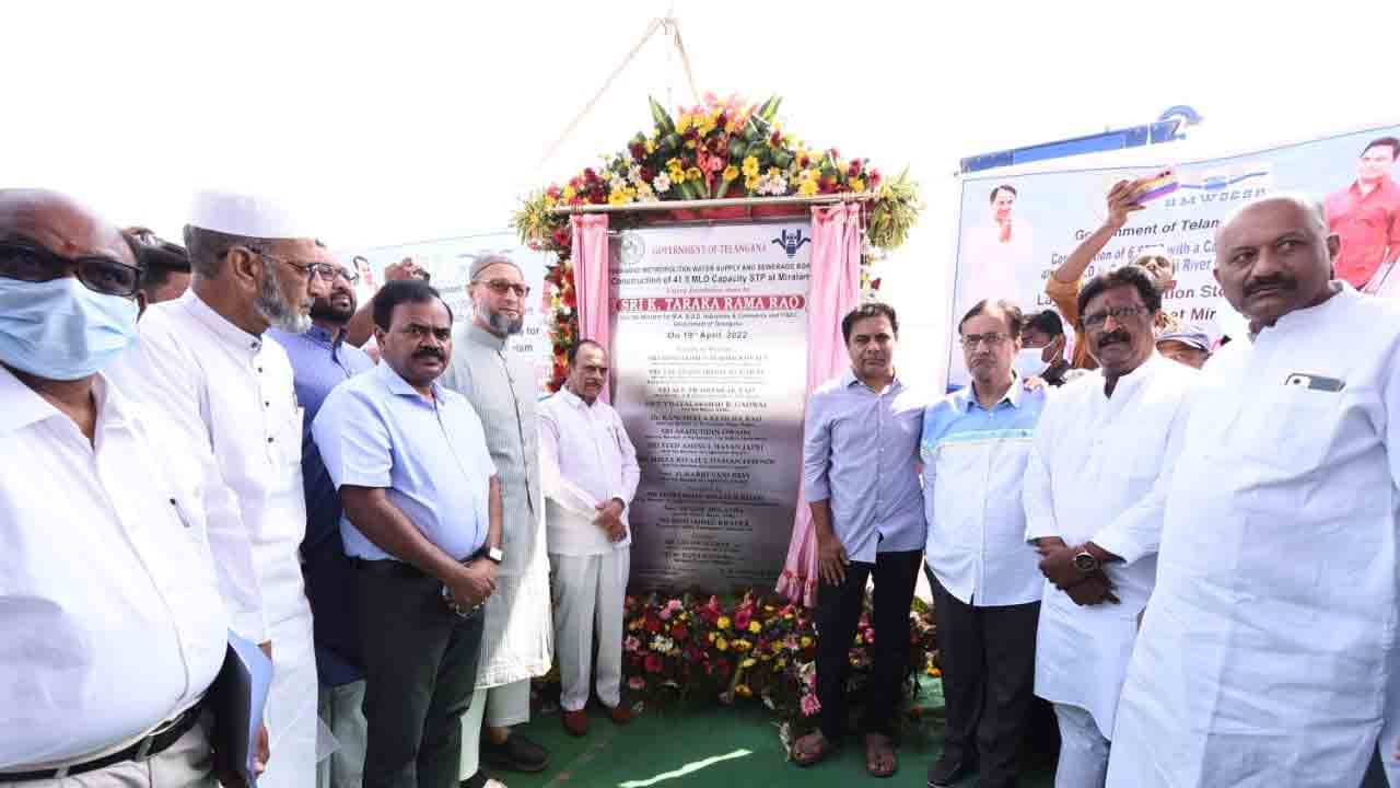 నగరంలో పలు అభివృద్ధి పనులకు శ్రీకారం చుట్టిన కేటీఆర్‌