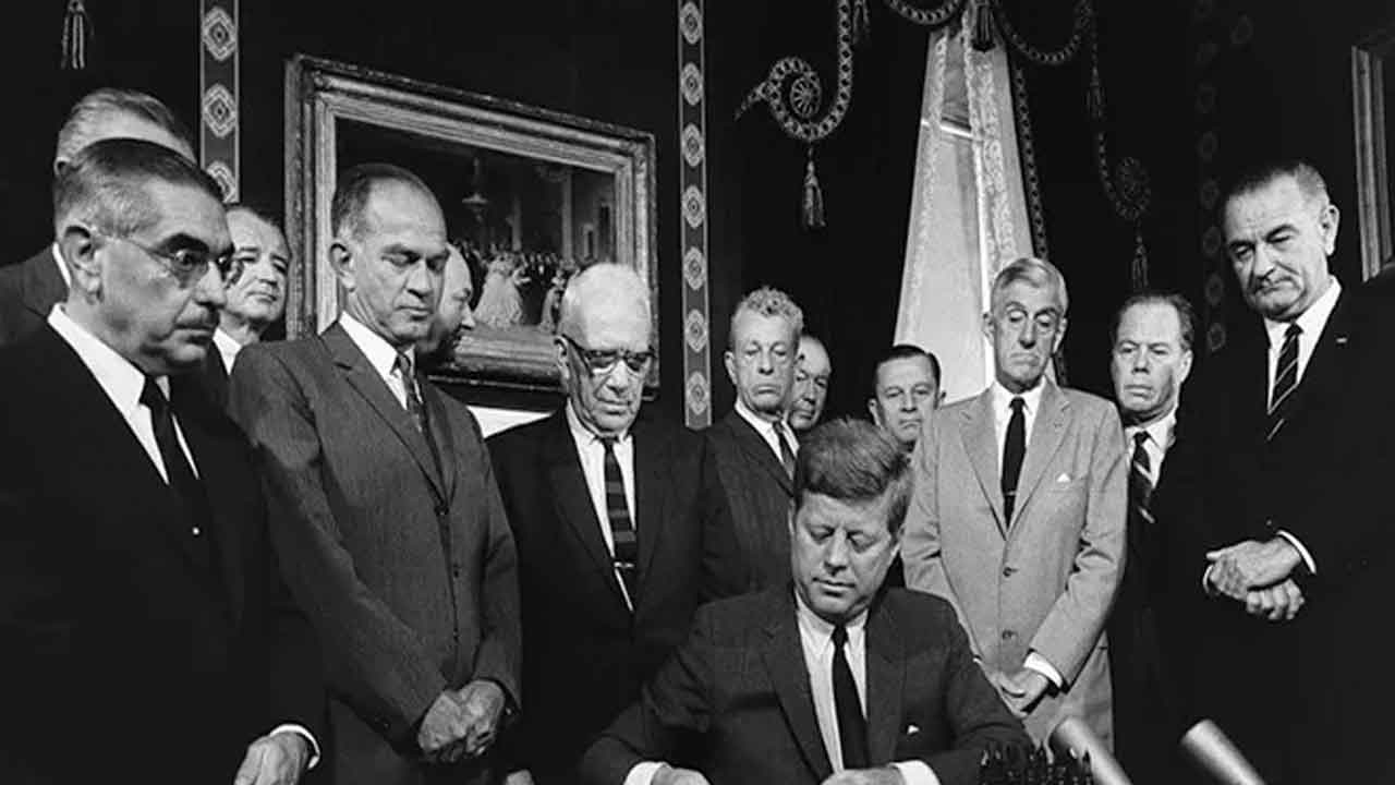 అంతర్జాతీయ ఒప్పందాల విషయంలో భారత్ విధానం