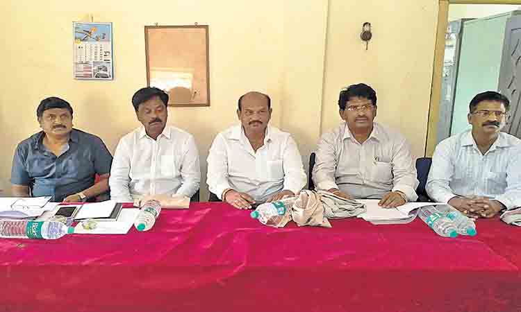 చెరుకు రైతుల సంక్షేమానికి కృషి