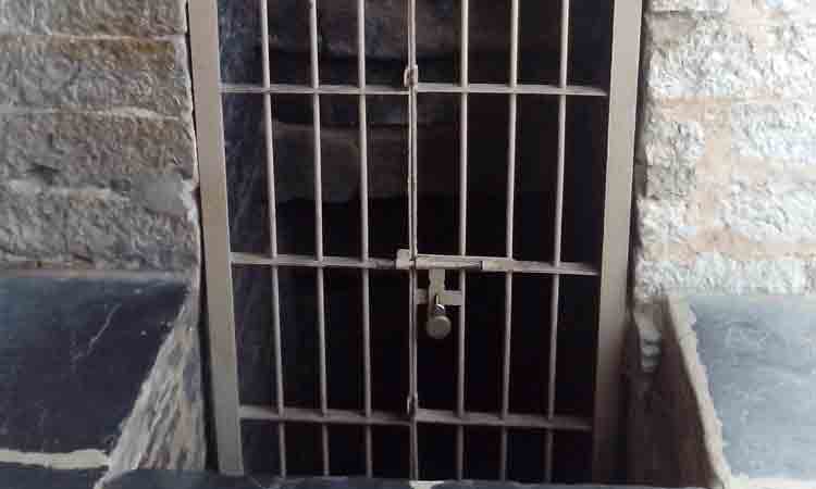 అపూర్వం