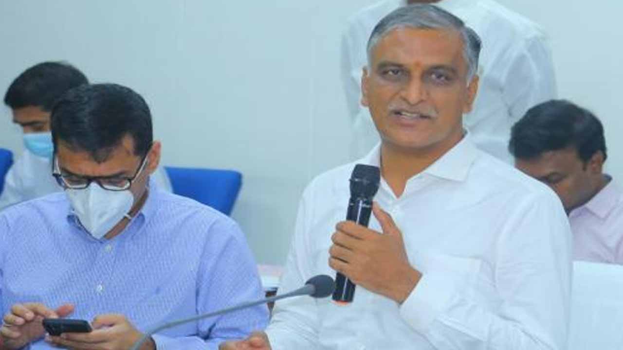 మంత్రి హ‌రీశ్‌రావు ఆదేశాల‌తో ఎంజీఎం ఘటనలో బాధితుడికి అత్యుత్తమ వైద్య సేవలు..