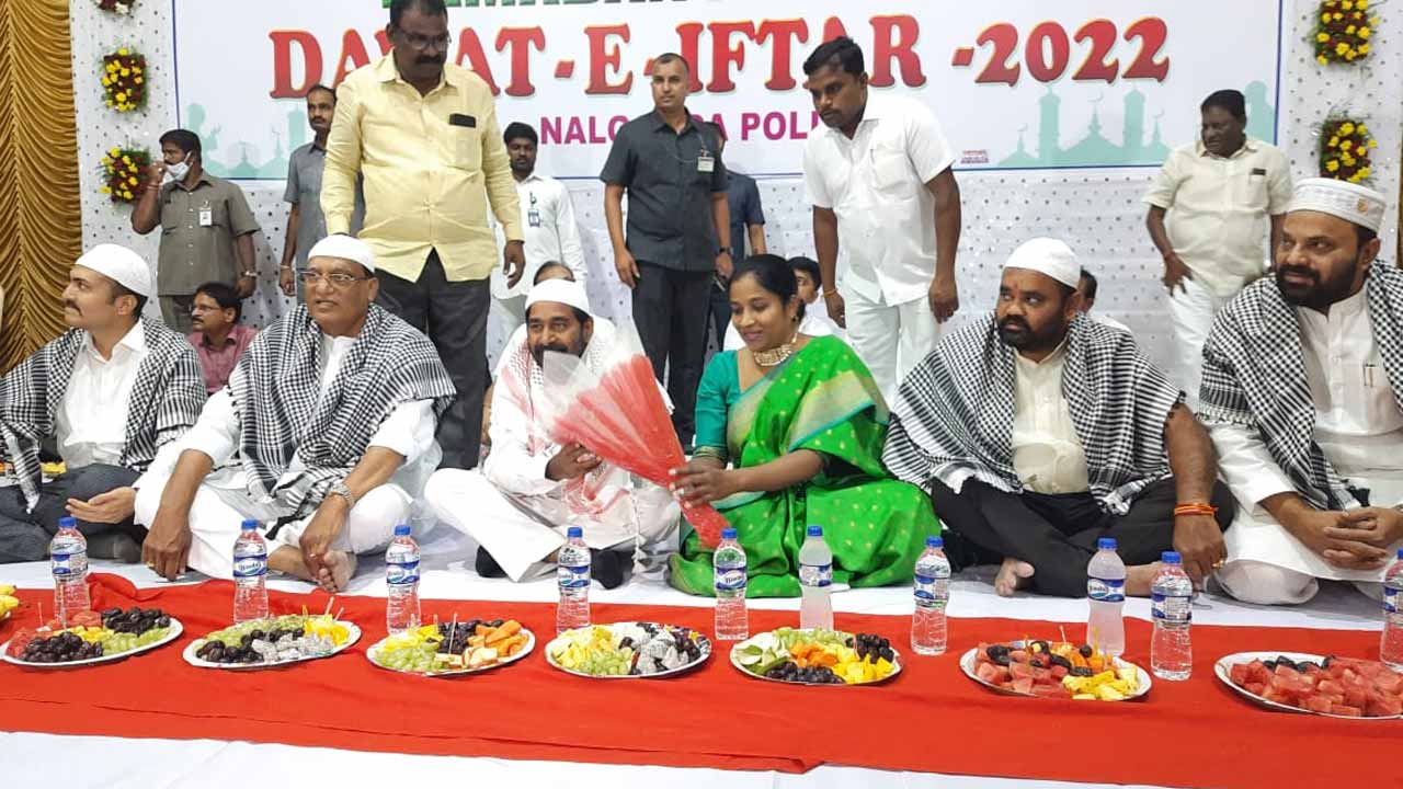 తెలంగాణ‌లో అన్ని మ‌తాల‌కు స‌మ‌ప్రాధాన్యం:  మంత్రి జ‌గ‌దీశ్‌రెడ్డి