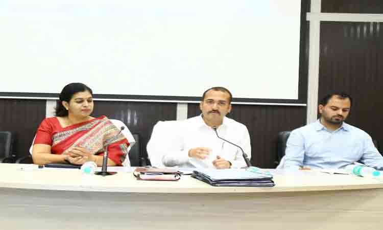 8వ విడుత హరితహారాన్ని విజయవంతం చేయాలి