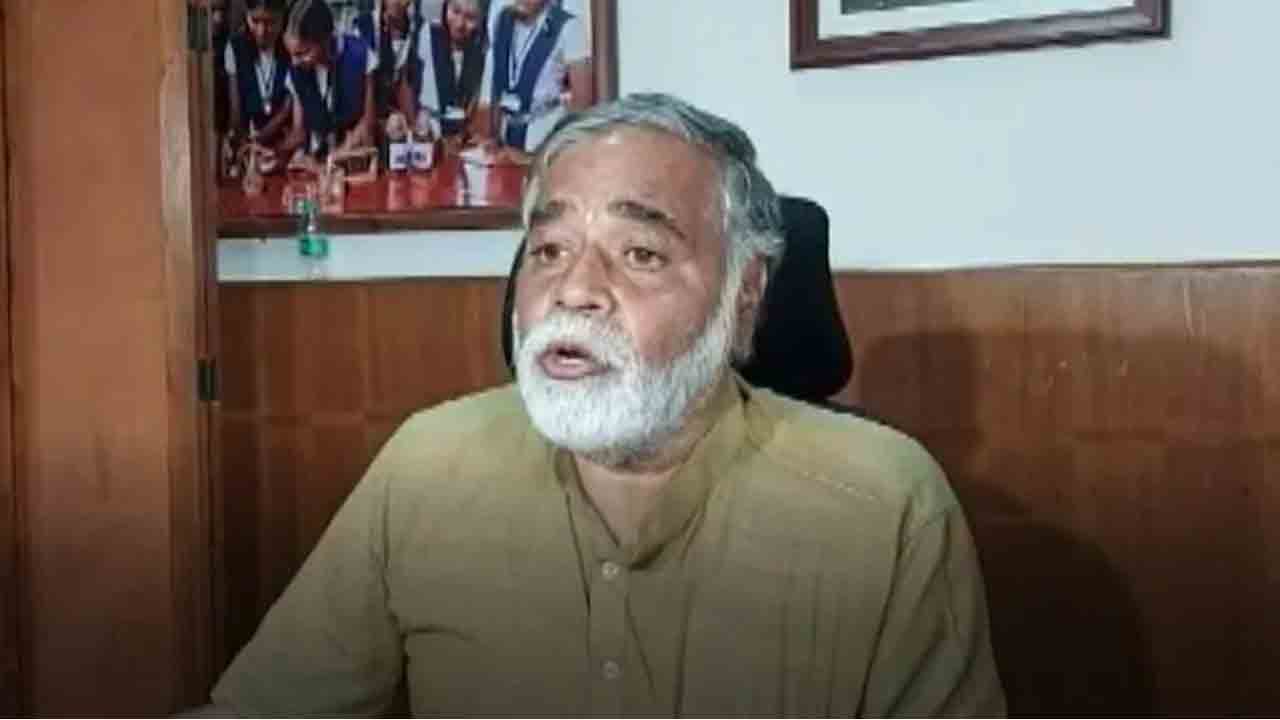 బైబిల్ వివాదం : క‌ర్నాట‌క మంత్రి వివాదాస్ప‌ద వ్యాఖ్య‌లు