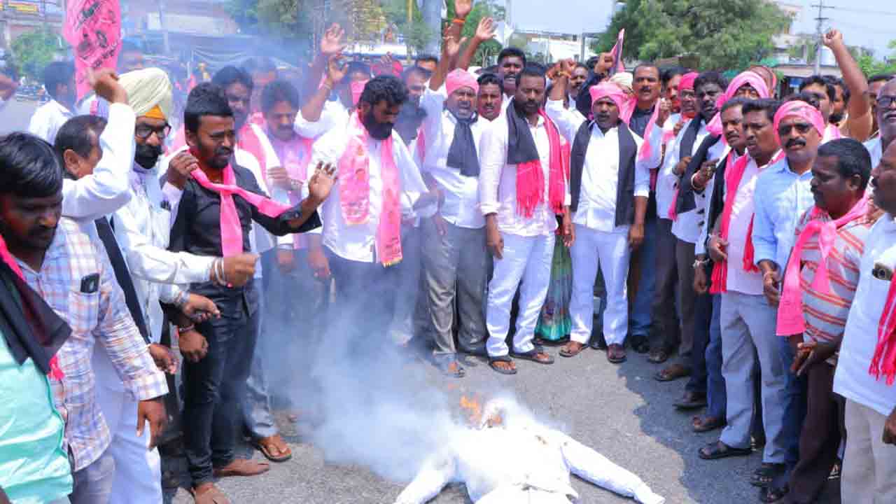 కేంద్ర ప్రభుత్వం దిగొచ్చే వరకు ఉద్యమం ఆగదు : ఎమ్మెల్యే చిరుమర్తి