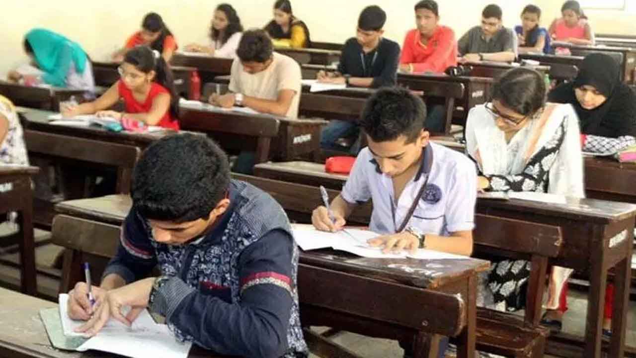 which gates are called universal gates?