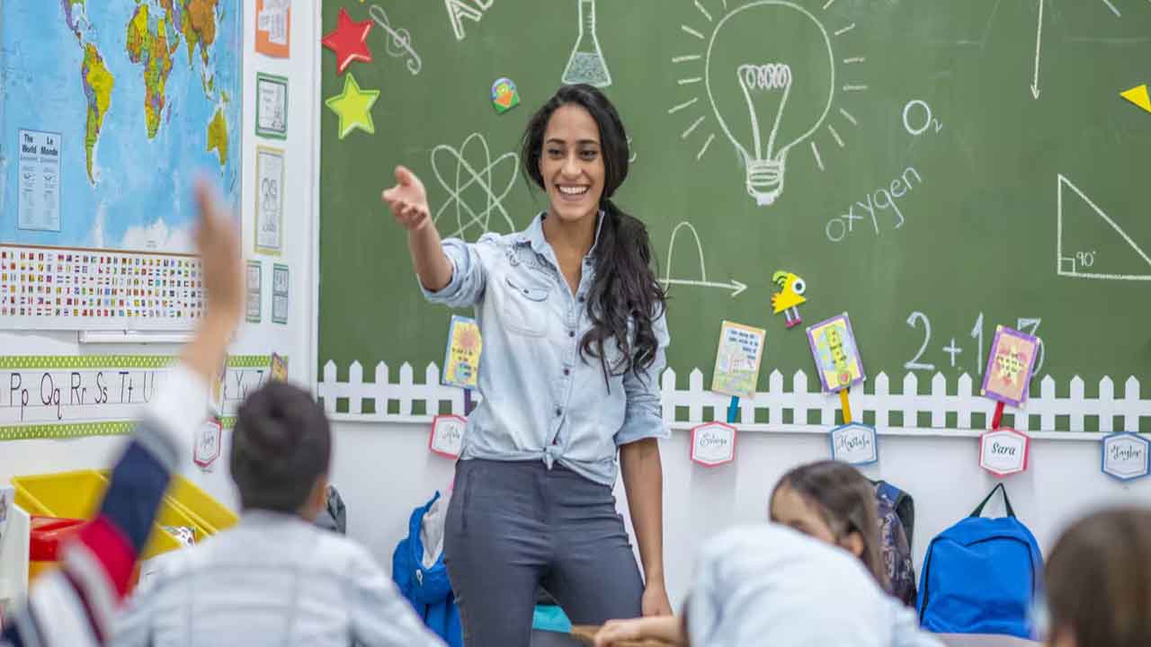 ప్లాస్టిక్‌ సర్జరీ, సిజేరియన్‌లను వివరించిన ప్రాచీన గ్రంథం ఏది?