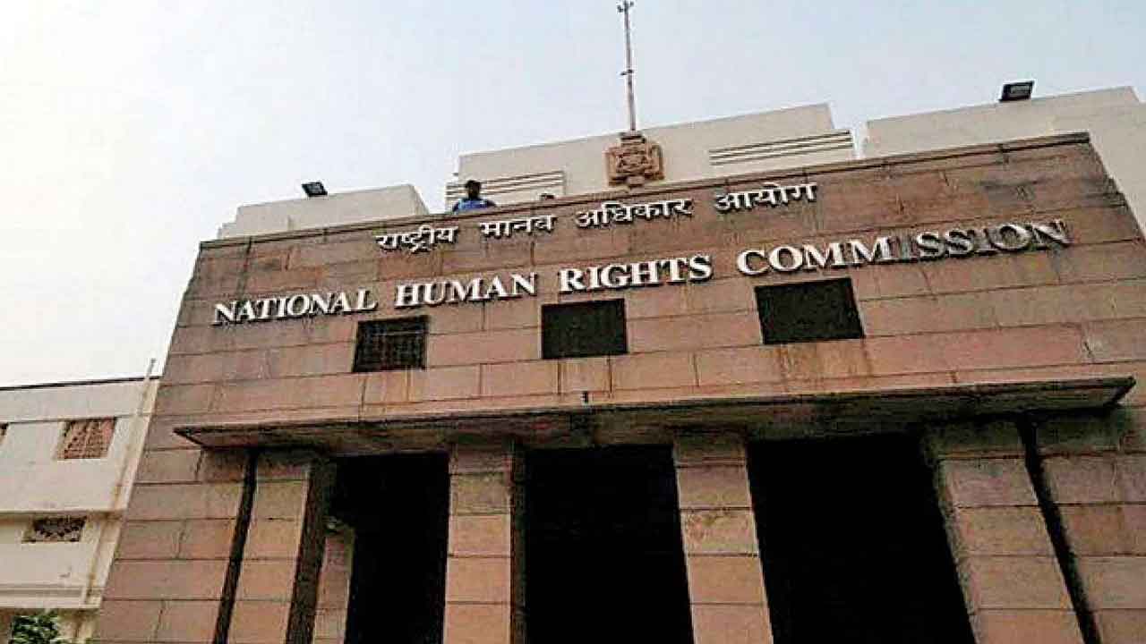 1971 లో లోకాయుక్త చట్టాన్ని చేసిన తొలి రాష్ట్రం ఏది?