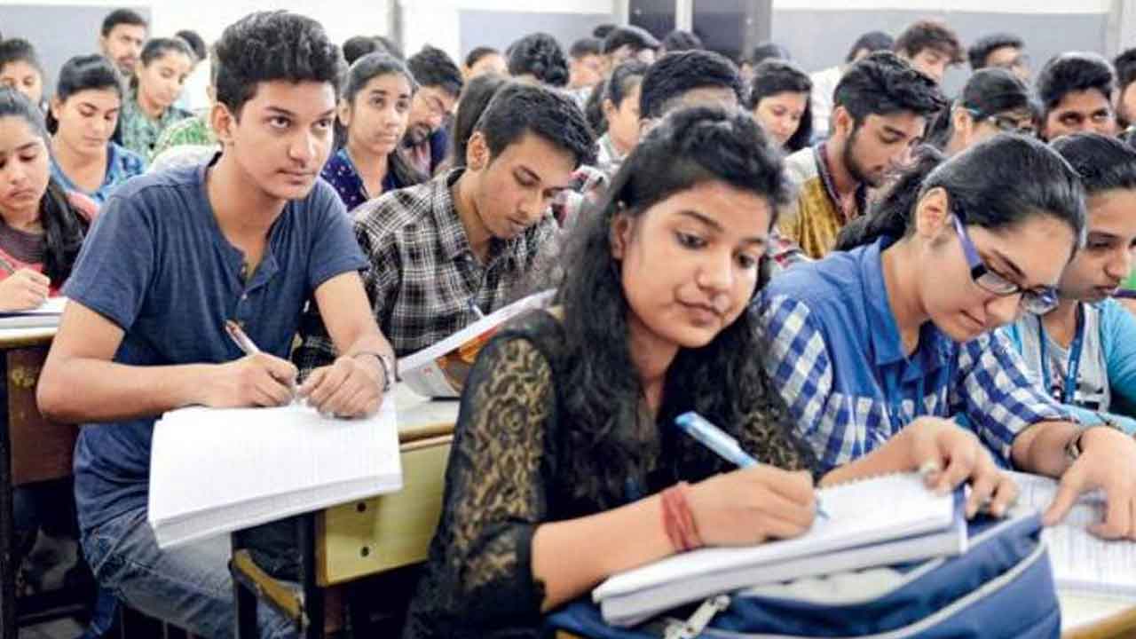 దేశంలో కర్కట రేఖ అత్యంత ఎక్కువ దూరం ప్రయాణించే రాష్ట్రం?