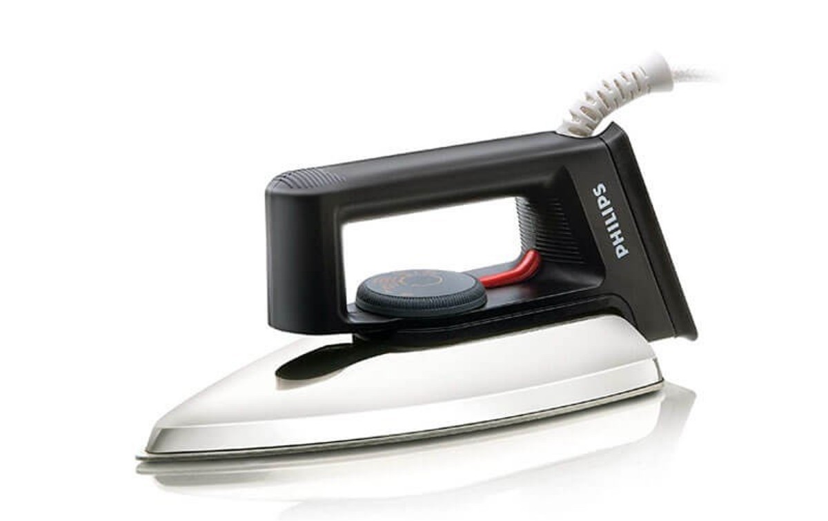 The wire in the iron box is made of which metal | ఇస్త్రీపెట్టెలోని తీగచుట్టను ఏ లోహంతో తయారు చేస్తారు?