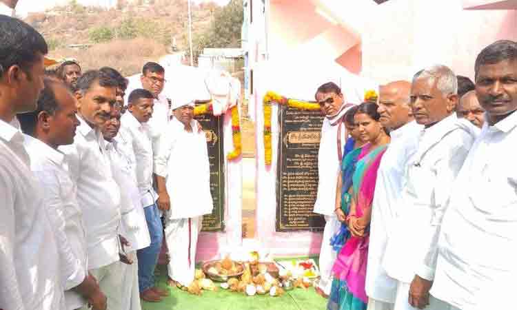 ధాన్యం విషయంలో కేంద్రానిది మోసమే