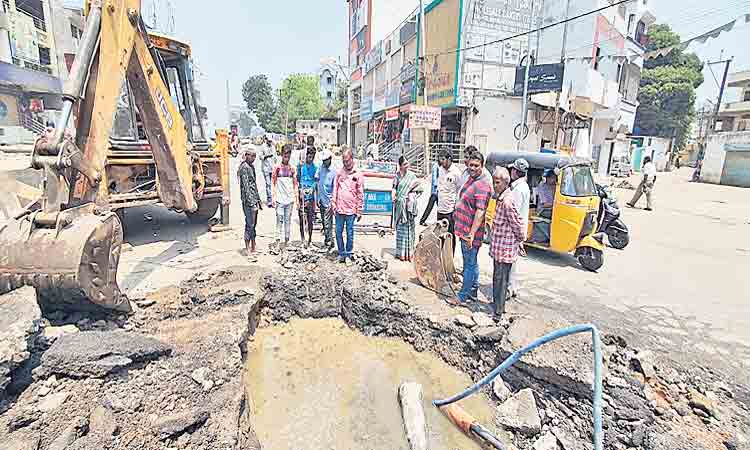 అభివృద్ధి పనులకు ప్రణాళికలు సిద్ధం..