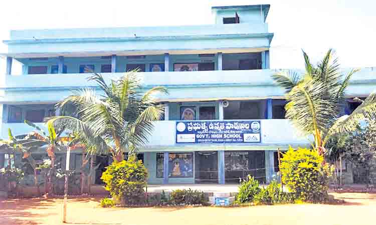 ఆంగ్ల బోధనకు..అంతా సిద్ధం..