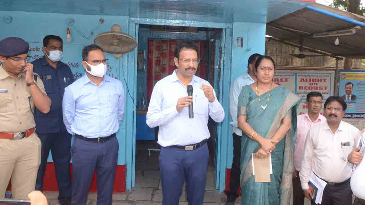 ఆదాయ మార్గాలను పెంచుకుని ఆర్టీసీని బలోపేతం చేయాలి : సజ్జనార్