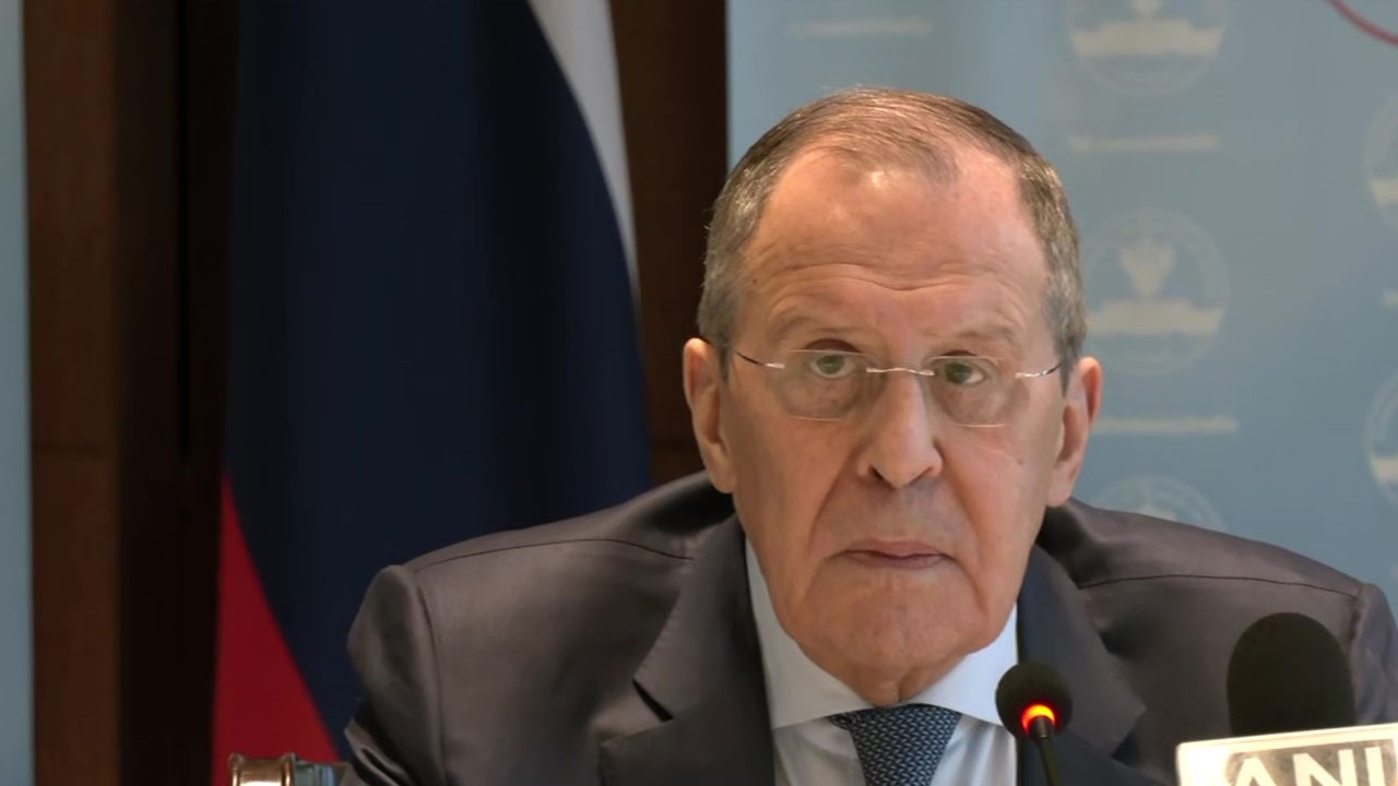 భార‌త్ ఏ వ‌స్తువు అడిగినా.. స‌ర‌ఫ‌రా చేసేందుకు రెడీ : సెర్గీ లావ్రోవ్