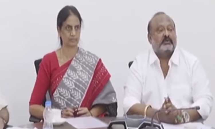 పీఈటీల పదోన్నతులకు మార్గం సుగమం