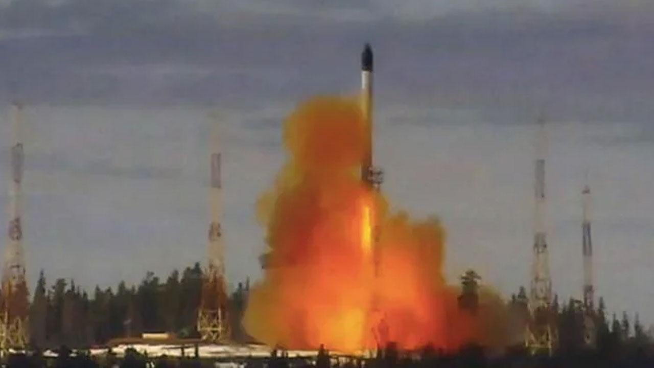 శ‌త్రు దేశాల‌కు దొరికితే ఒట్టు.. ‘స‌ర్మ‌త్’ ఖండాంత‌ర బాలిస్టిక్ క్షిప‌ణి స్పెష‌ల్ ఇదే…