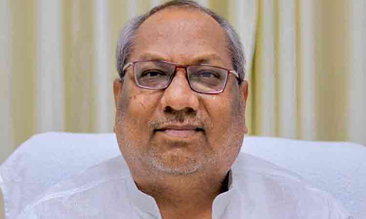 హిందీ మాట్లాడని వారు దేశం విడిచి వెళ్లాలి