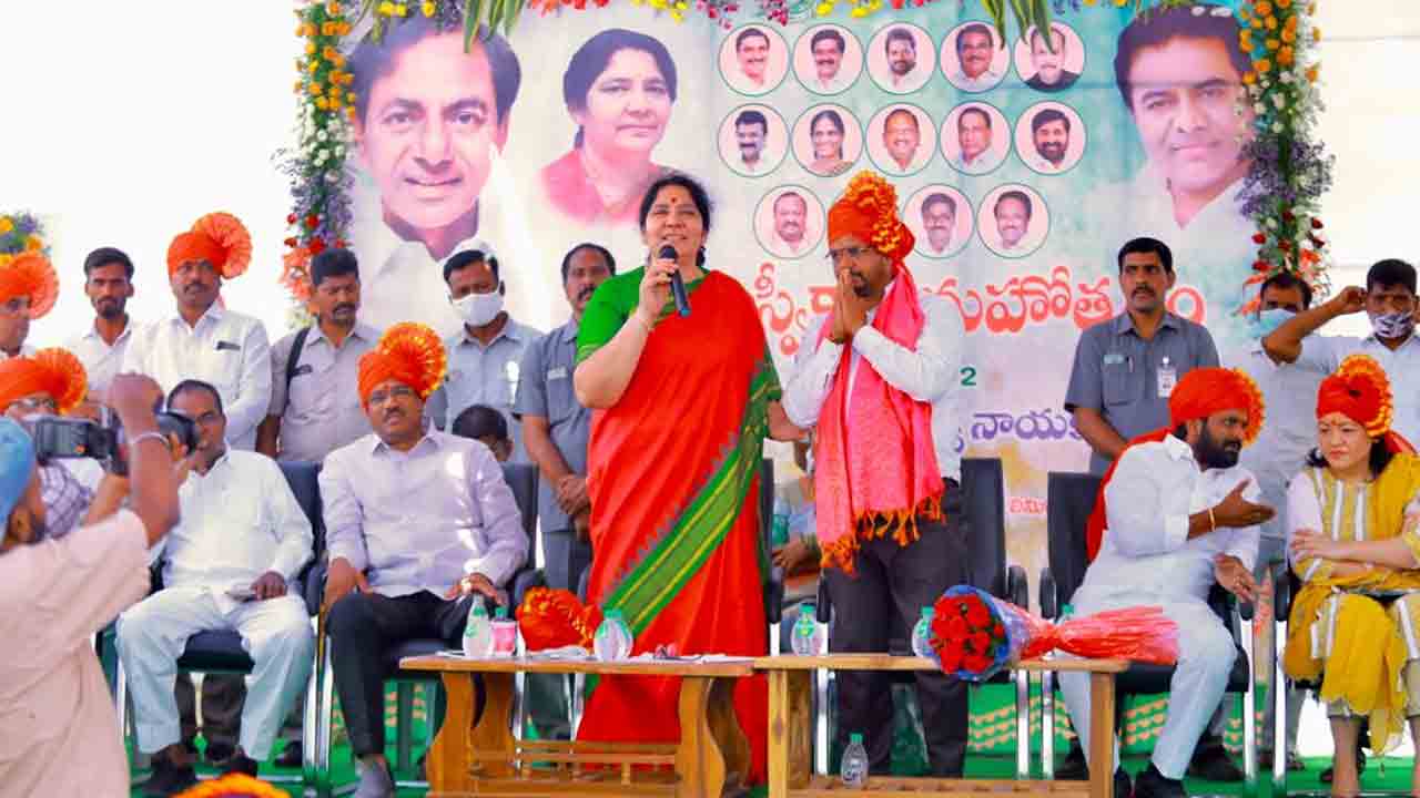 సీఎం కేసీఆర్ కలలను నిజం చేయాలి : మంత్రి సత్యవతి రాథోడ్‌