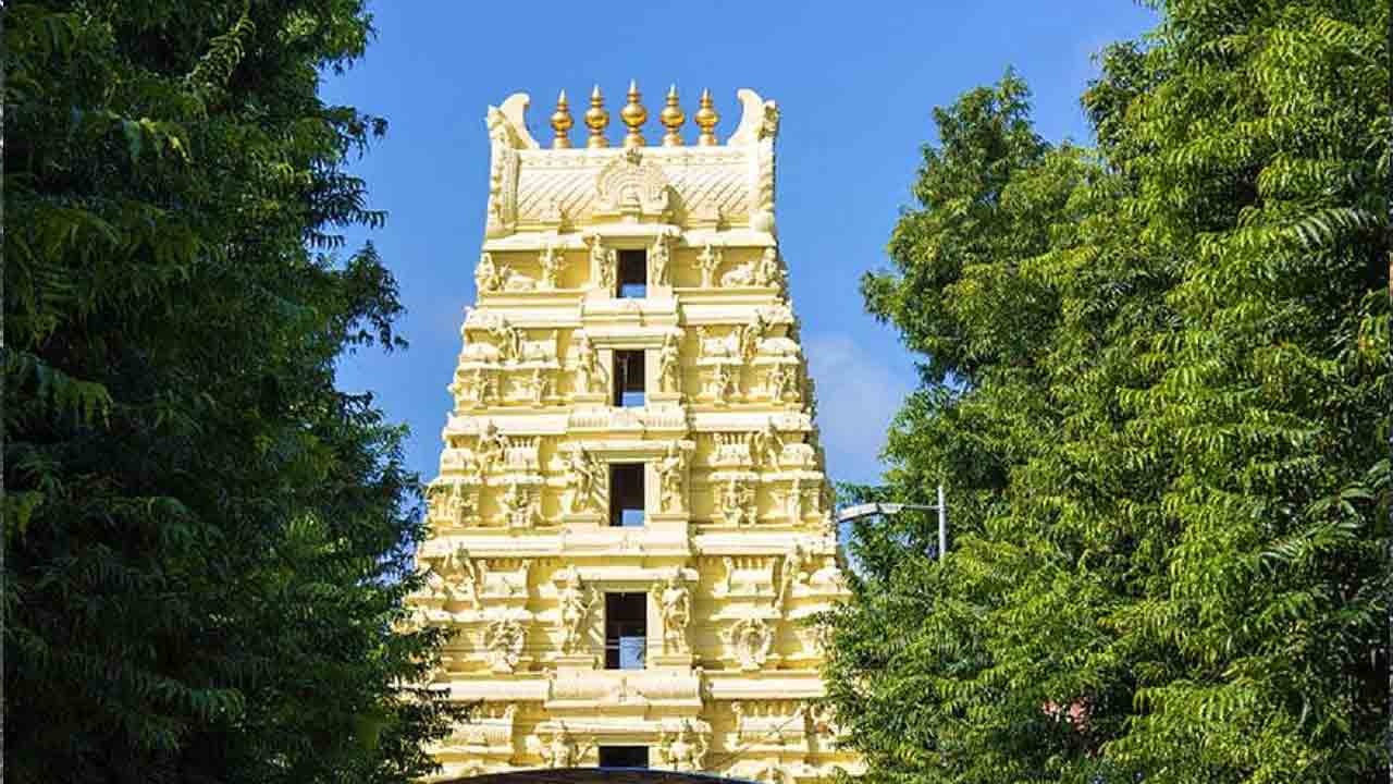 శ్రీశైలం దేవ‌స్థానం హుండీ ఆదాయం మూడు కోట్ల ఎన‌బై ఏడు ల‌క్ష‌ల పైమాటే..