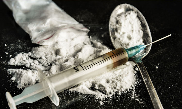 పోలీసుల అదుపులో డ్రగ్స్‌ విక్రేత లక్ష్మీపతి?