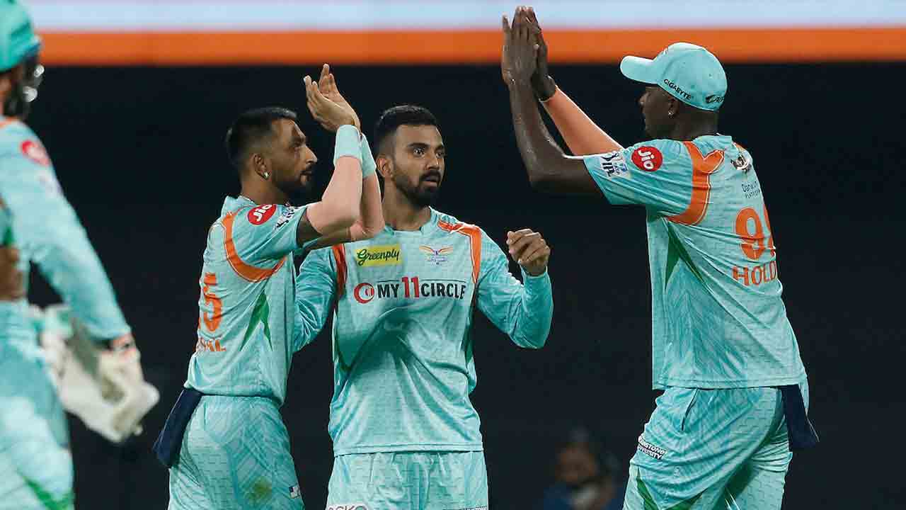 SRH vs LSG | నాలుగు వికెట్లు కోల్పోయిన సన్‌రైజర్స్.. రాహుల్ త్రిపాఠి అవుట్