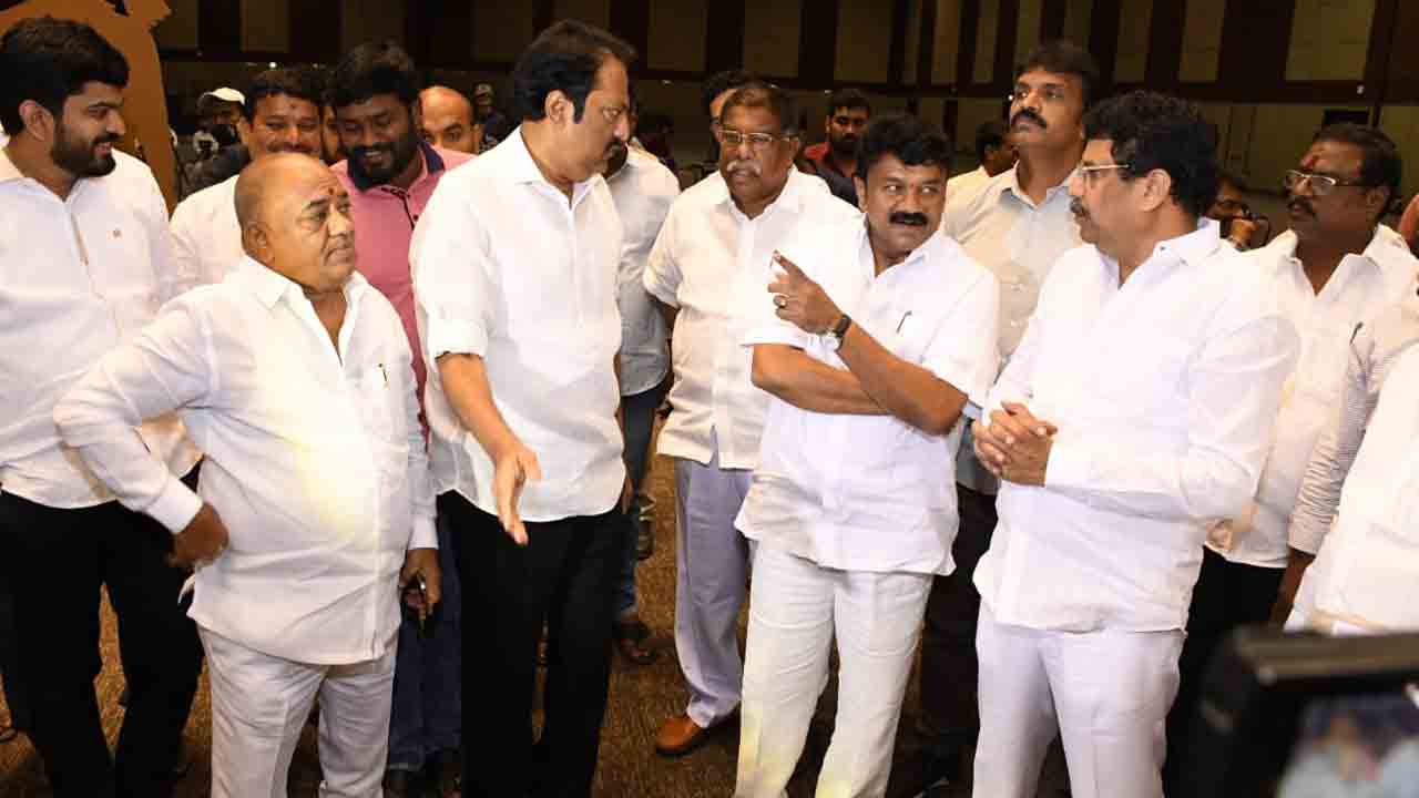 టీఆర్‌ఎస్ ప్లీనరీ ఏర్పాట్లను పరిశీలించిన మంత్రి తలసాని