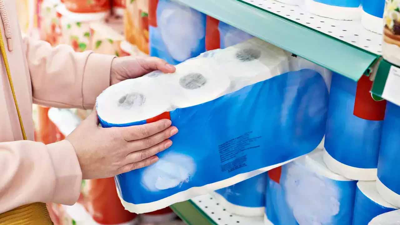 మ‌ల‌విస‌ర్జ‌న త‌ర్వాత టాయిలెట్ పేప‌ర్‌తో తుడుచుకోవ‌డం బెట‌రా? క‌డుక్కోవ‌డం బెట‌రా?