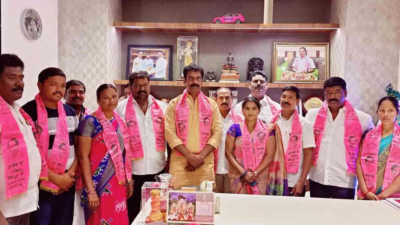 Nagarkarnool | టీఆర్ఎస్‌లో చేరిన కాంగ్రెస్ కౌన్సిలర్‌