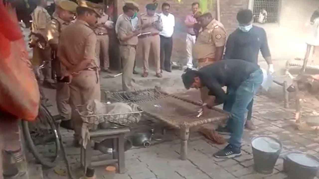 యూపీలో మ‌రో ఘోరం.. ఒకే ఫ్యామిలీలో అయిదుగురి మ‌ర్డ‌ర్‌