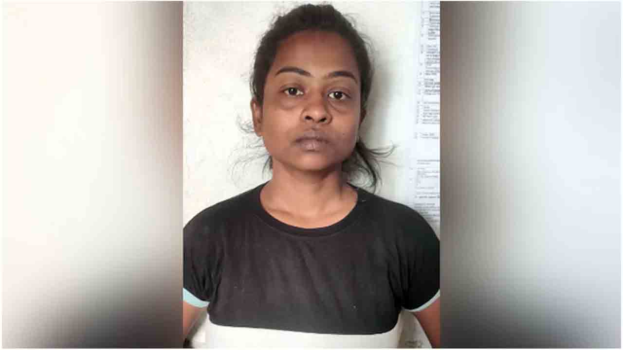 సాఫ్ట్‌వేర్ ఇంజ‌నీర్ల‌కు గంజాయి విక్ర‌యిస్తున్న మ‌హిళా టెకీ అరెస్ట్‌