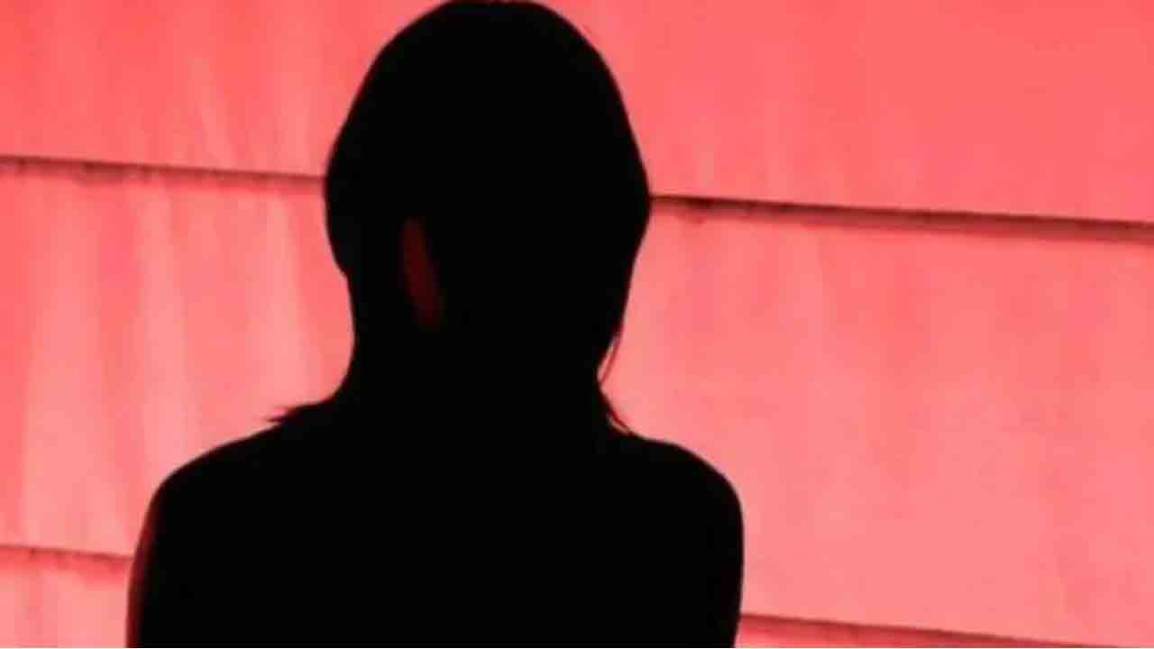 మ‌సాజ్ మాటున చీక‌టి దందా : మ‌హిళ‌పై లైంగిక దాడి య‌త్నం!